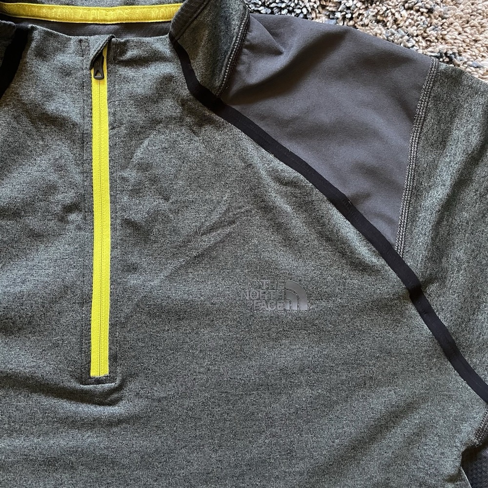 The North Face Flashdry 1/4 Zip Long Sleeve Pullover Athletic Men's XL Quarter - Picture 4 of 6
